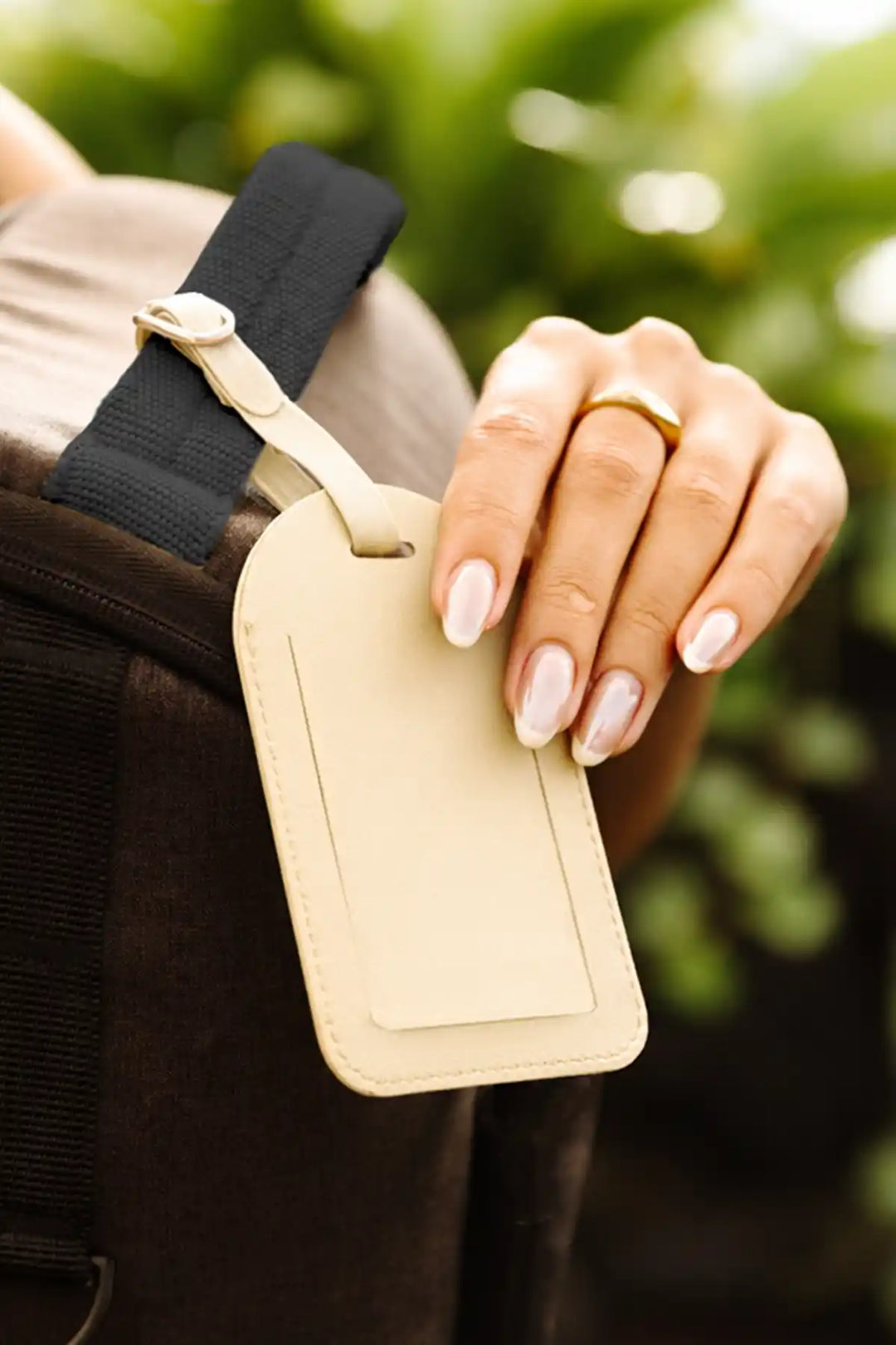 Aero Luggage Tag