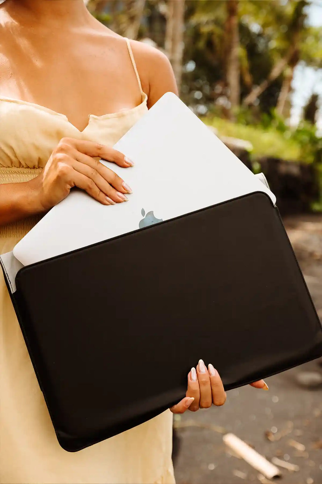 Atlas Travel Laptop Case & Desk Mat
